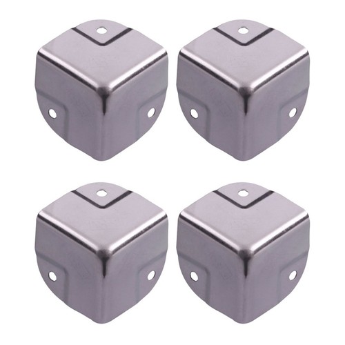 Set metal corner - of,